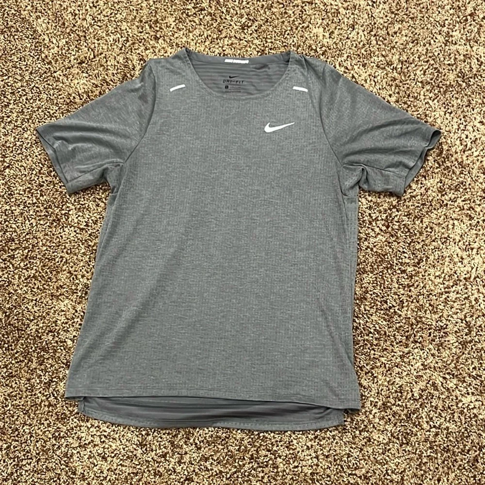 Nike Men’s Shirt - Picture 1 of 4